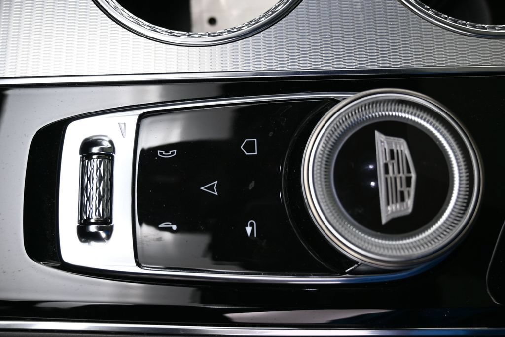 Used 2024 Cadillac Lyriq Tech RWD image 31