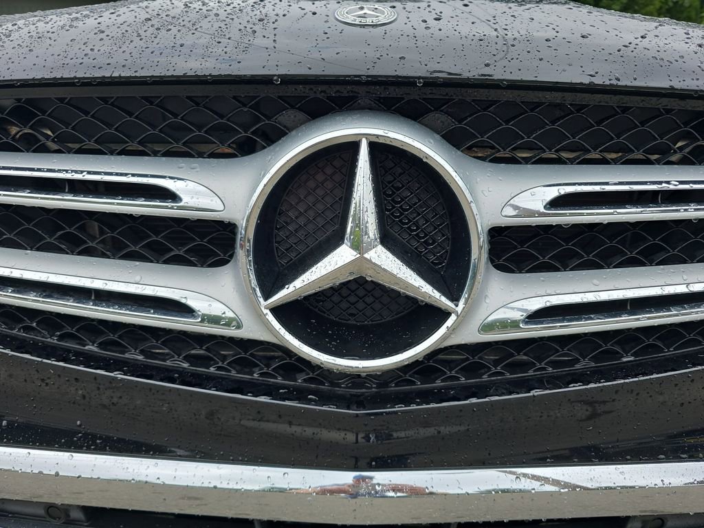 Used 2019 Mercedes-Benz GLC 300 4MATIC image 35