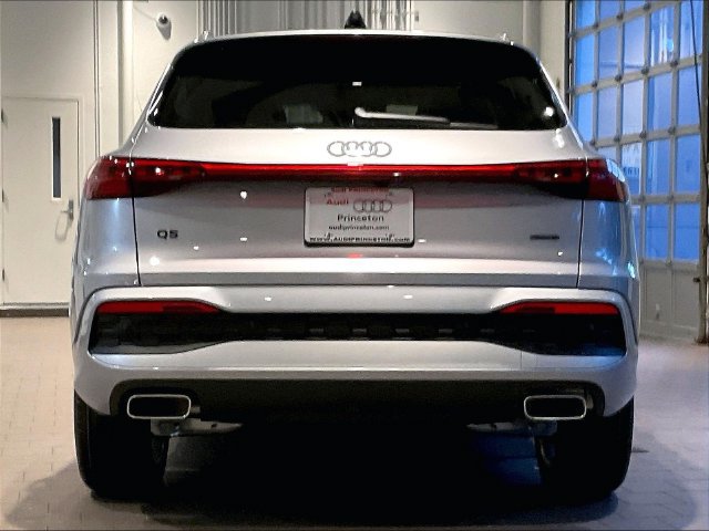 New 2026 Audi Q5 Premium Plus AWD/4WD image 3