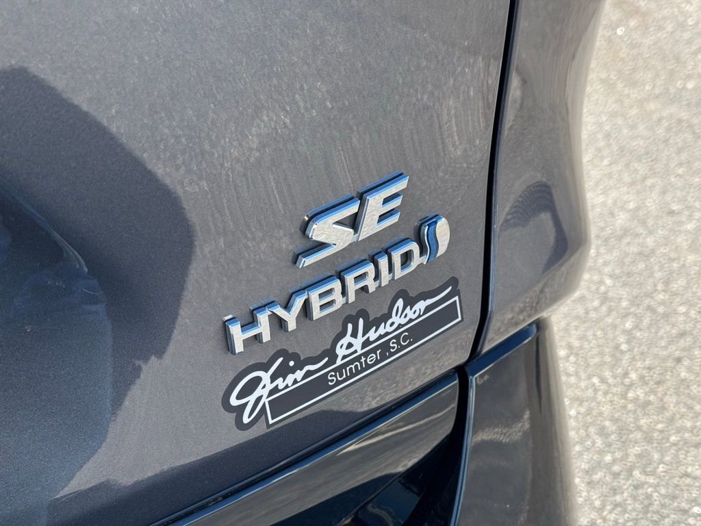 Used 2023 Toyota RAV4 SE image 11