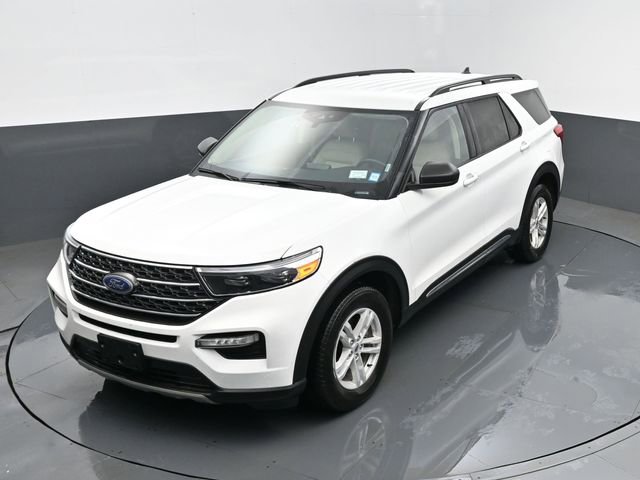 Used 2024 Ford Explorer XLT w/ Equipment Group 202A image 22