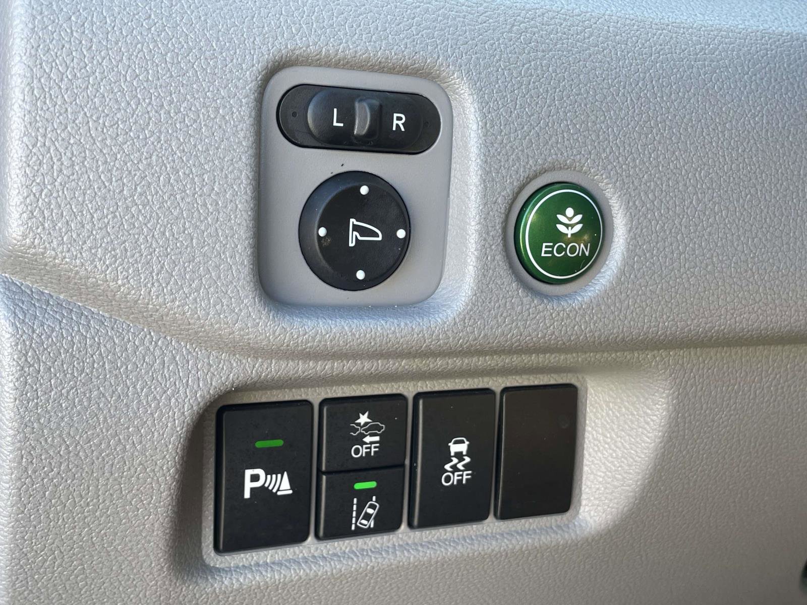 Certified 2022 Honda Pilot Touring image 19