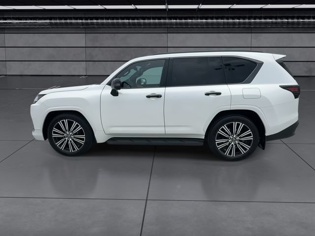 Certified 2025 Lexus LX 600 4WD w/ Appearance Package image 5