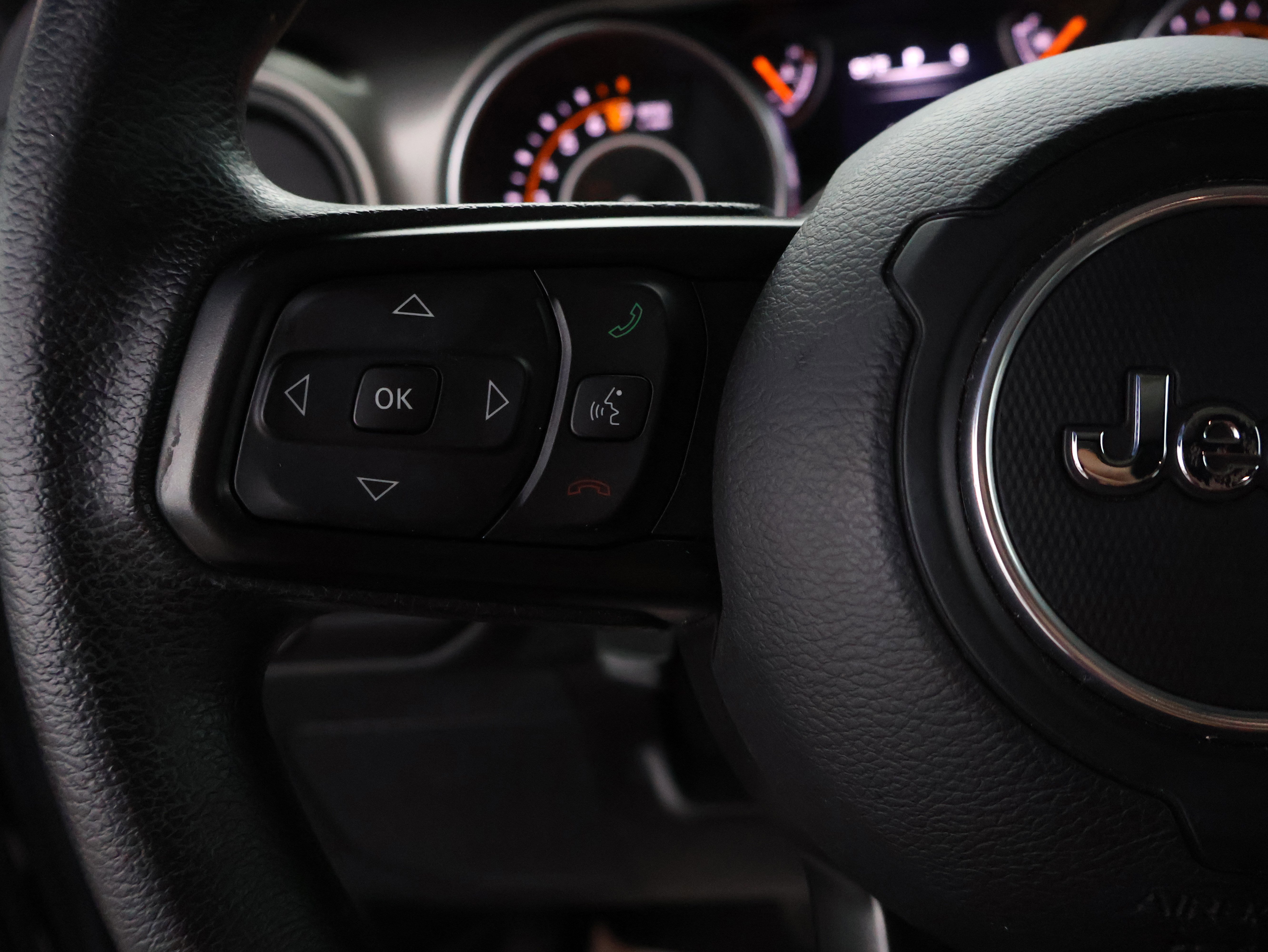 Used 2018 Jeep Wrangler Unlimited Sport image 26