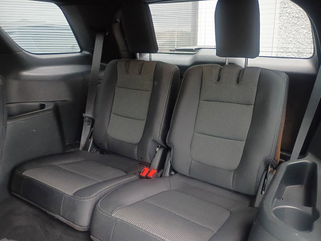 Used 2019 Ford Explorer XLT image 5