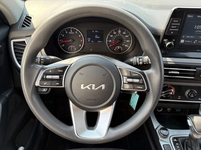 Used 2022 Kia Seltos LX AWD/4WD image 24
