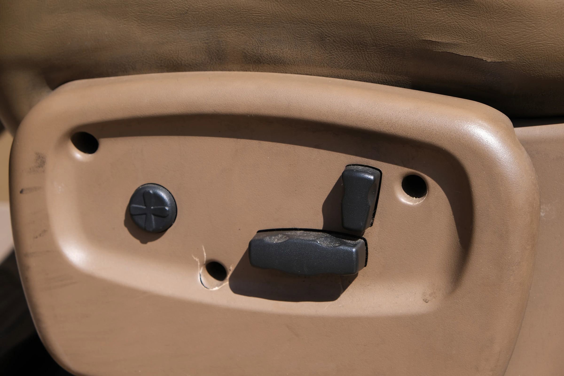 Used 2003 GMC Envoy SLT image 28