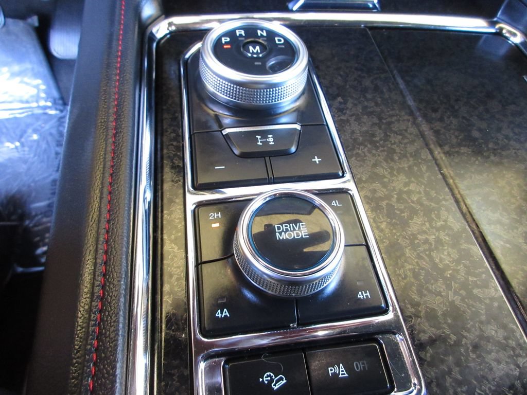 Certified 2024 Ford Expedition Limited AWD/4WD image 20