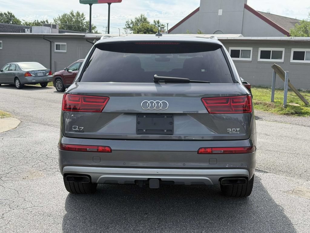 Used 2018 Audi Q7 3.0T Premium Plus w/ Premium Plus Package AWD/4WD image 21