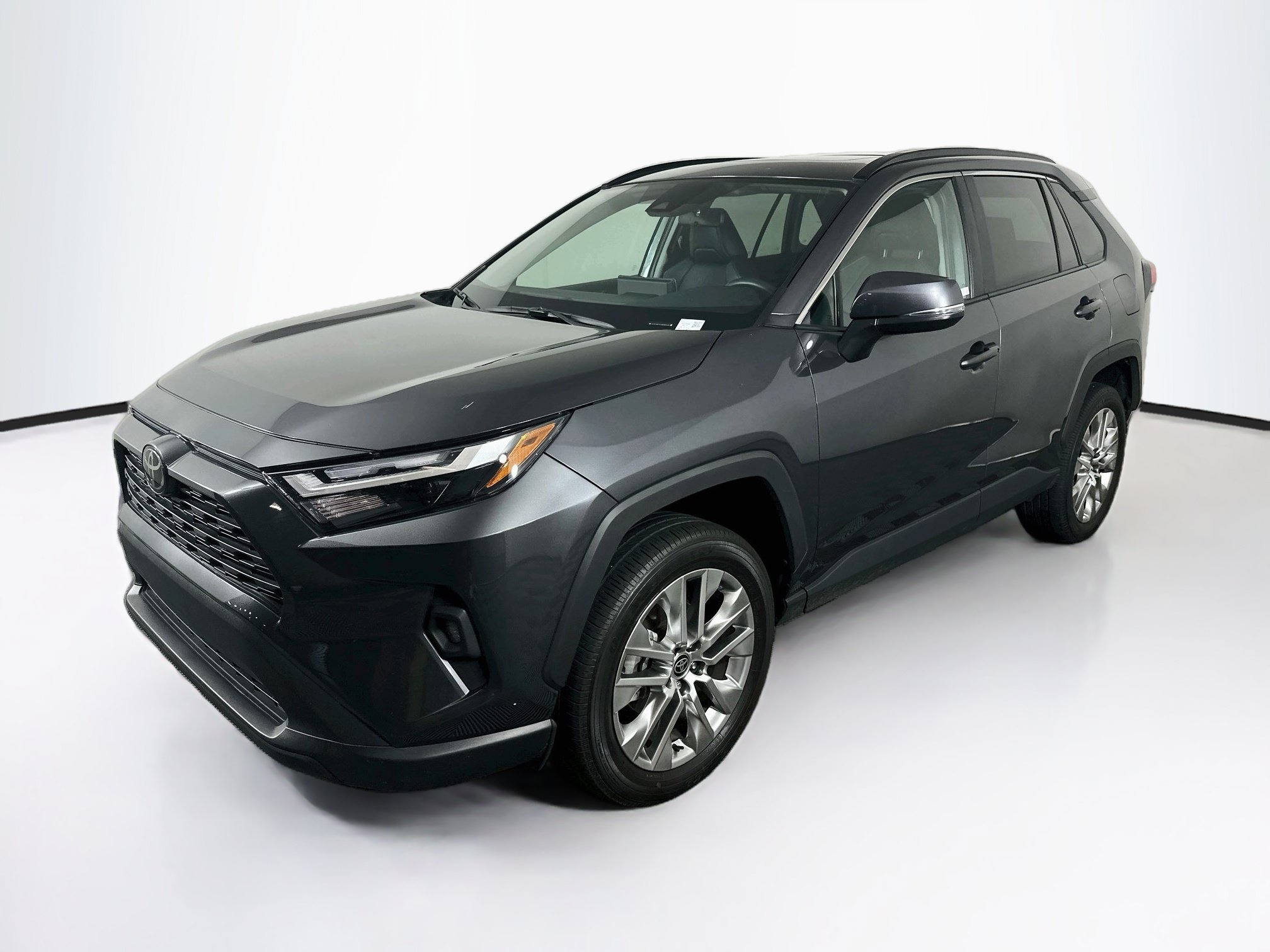 Used 2025 Toyota RAV4 XLE Premium FWD image 3