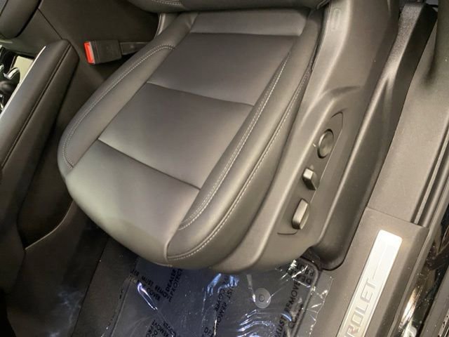 New 2026 Chevrolet Suburban LT w/ Comfort Package AWD/4WD image 19