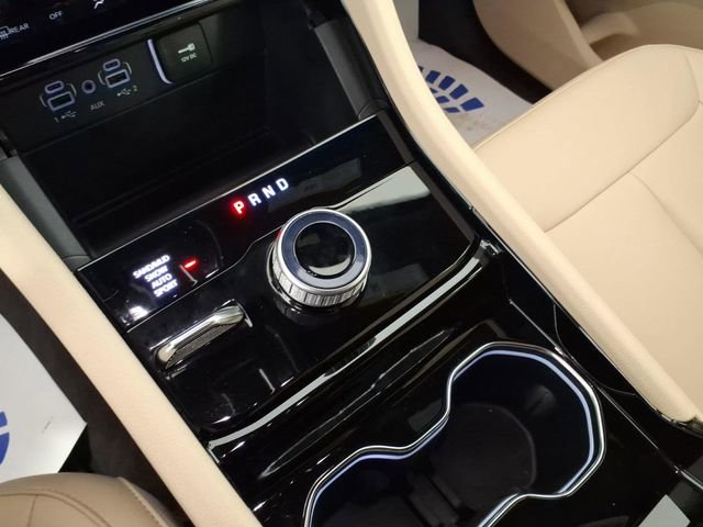 Used 2023 Jeep Grand Cherokee L Limited AWD/4WD image 23