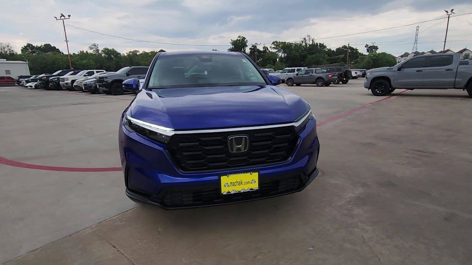 Used 2024 Honda CR-V EX image 3