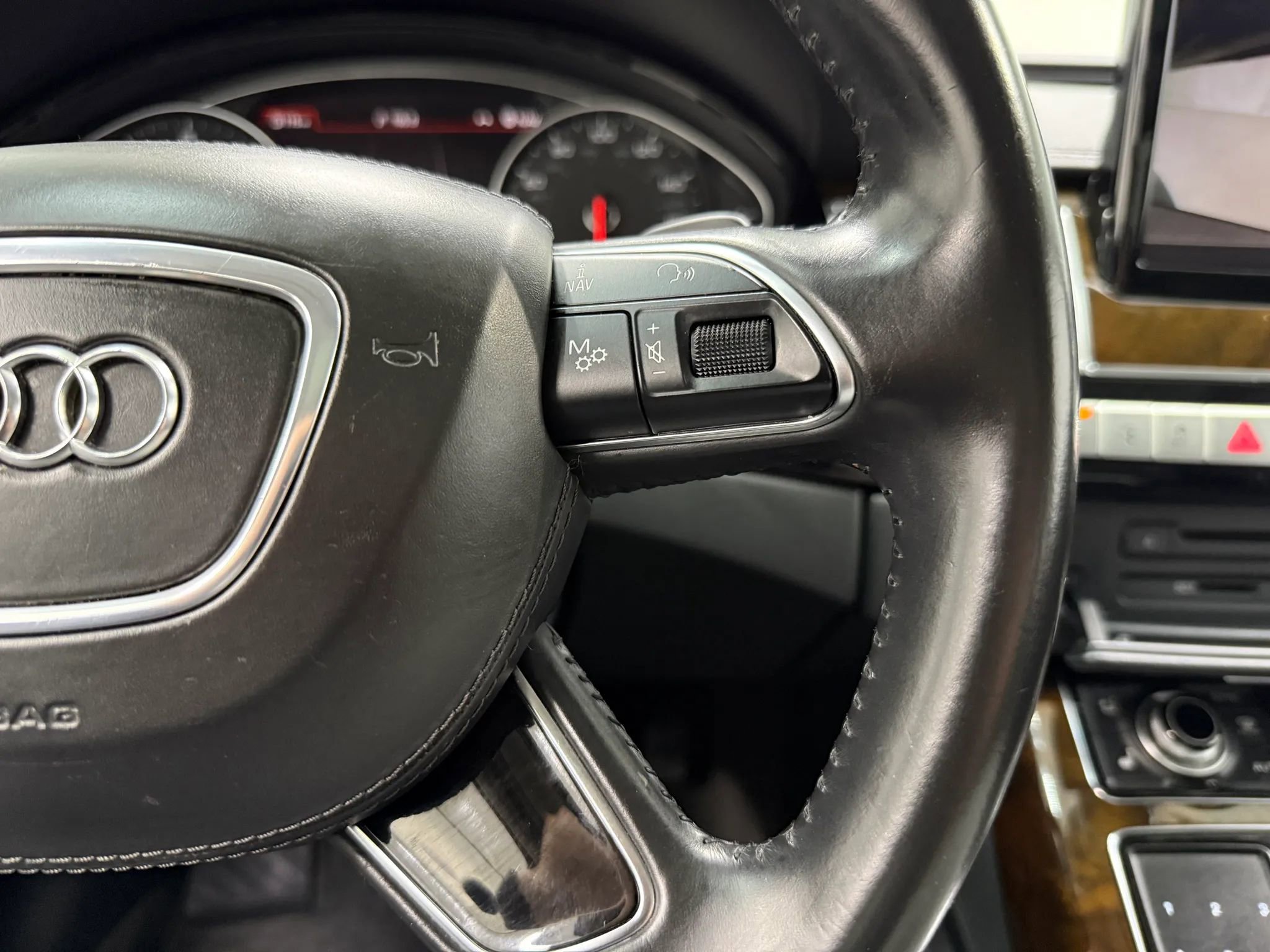 Used 2015 Audi A8 L 3.0T w/ Premium Package image 36