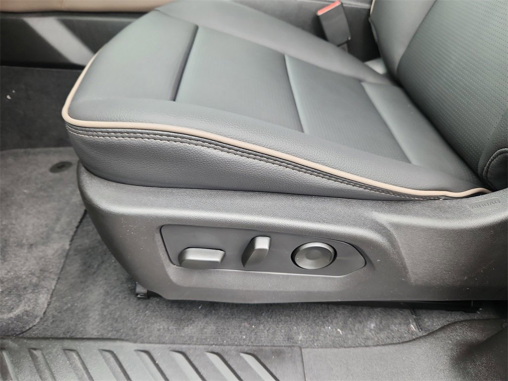 New 2026 GMC Canyon Denali image 19