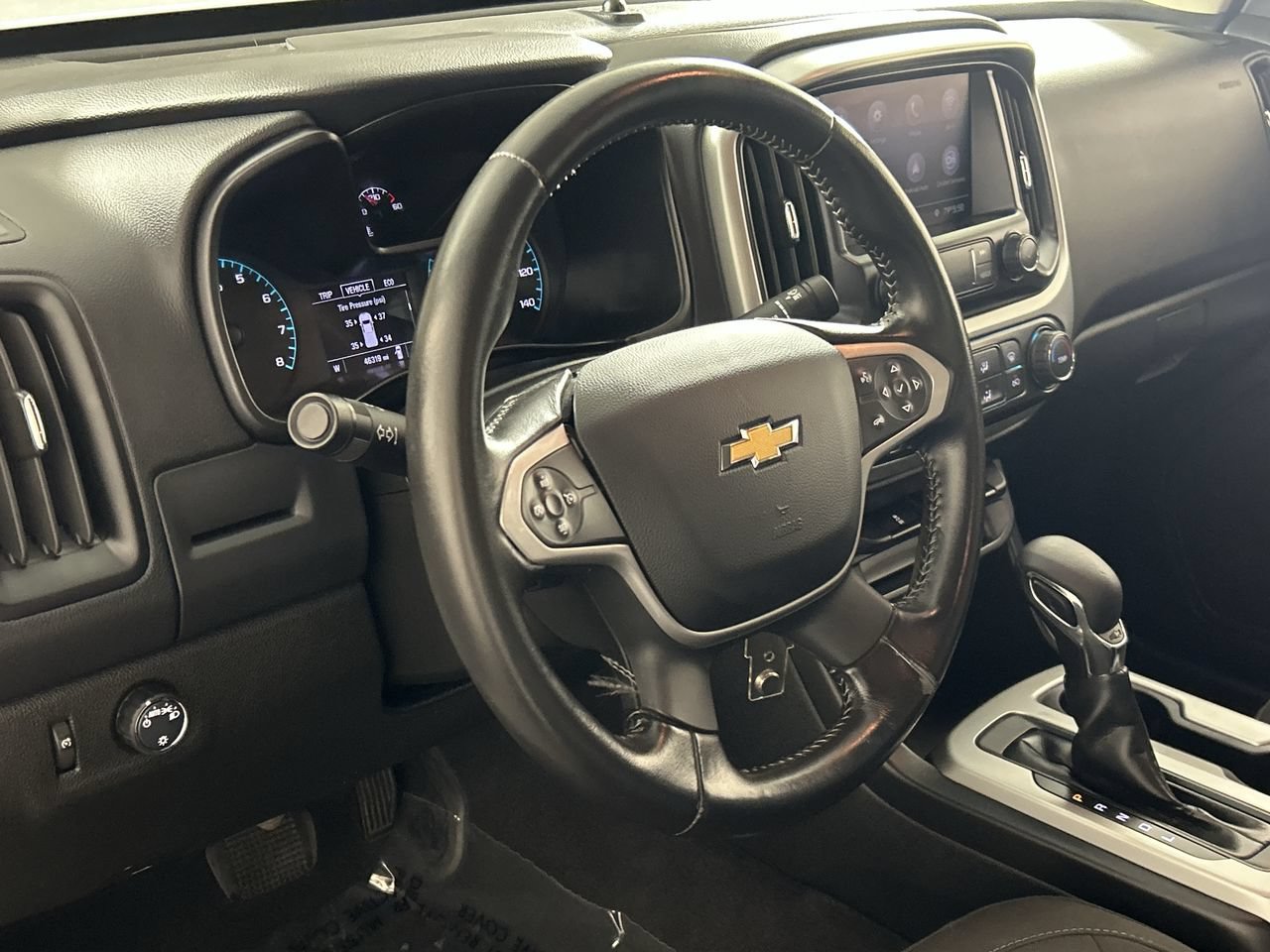 Used 2022 Chevrolet Colorado LT RWD image 14