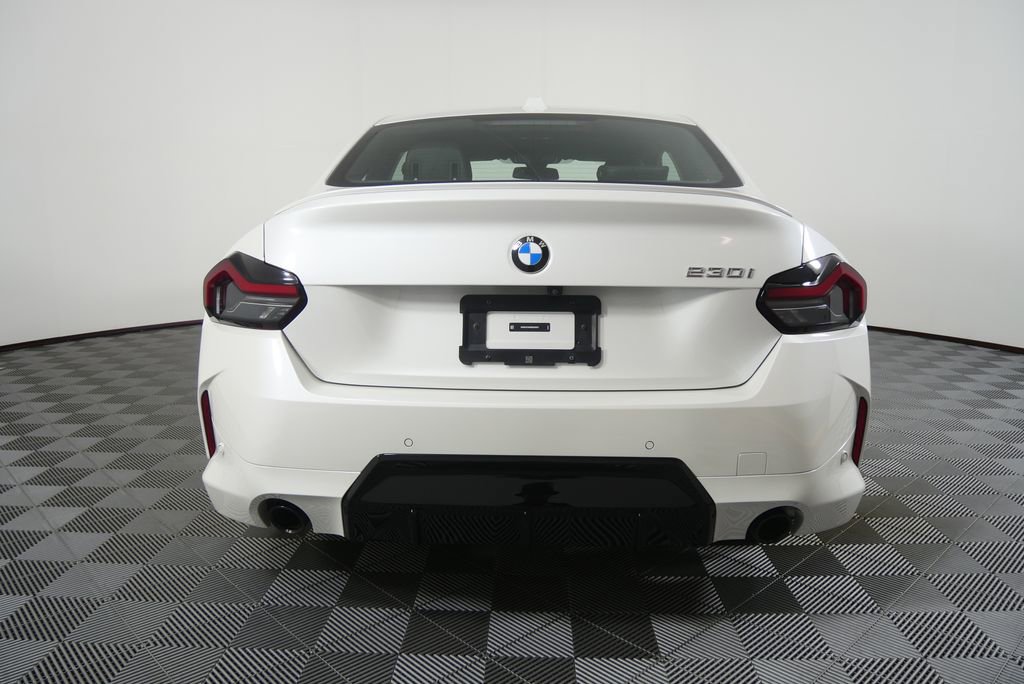 Certified 2025 BMW 230i Coupe w/ M Sport Package RWD image 4