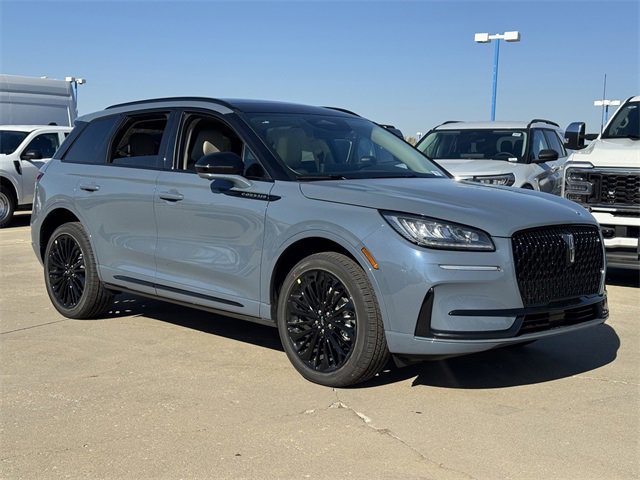 New 2026 Lincoln Corsair Premiere image 2