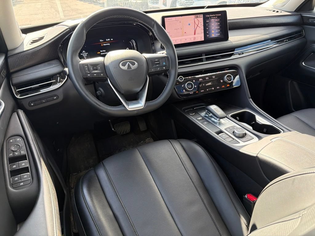Used 2024 INFINITI QX60 Sensory AWD/4WD image 11