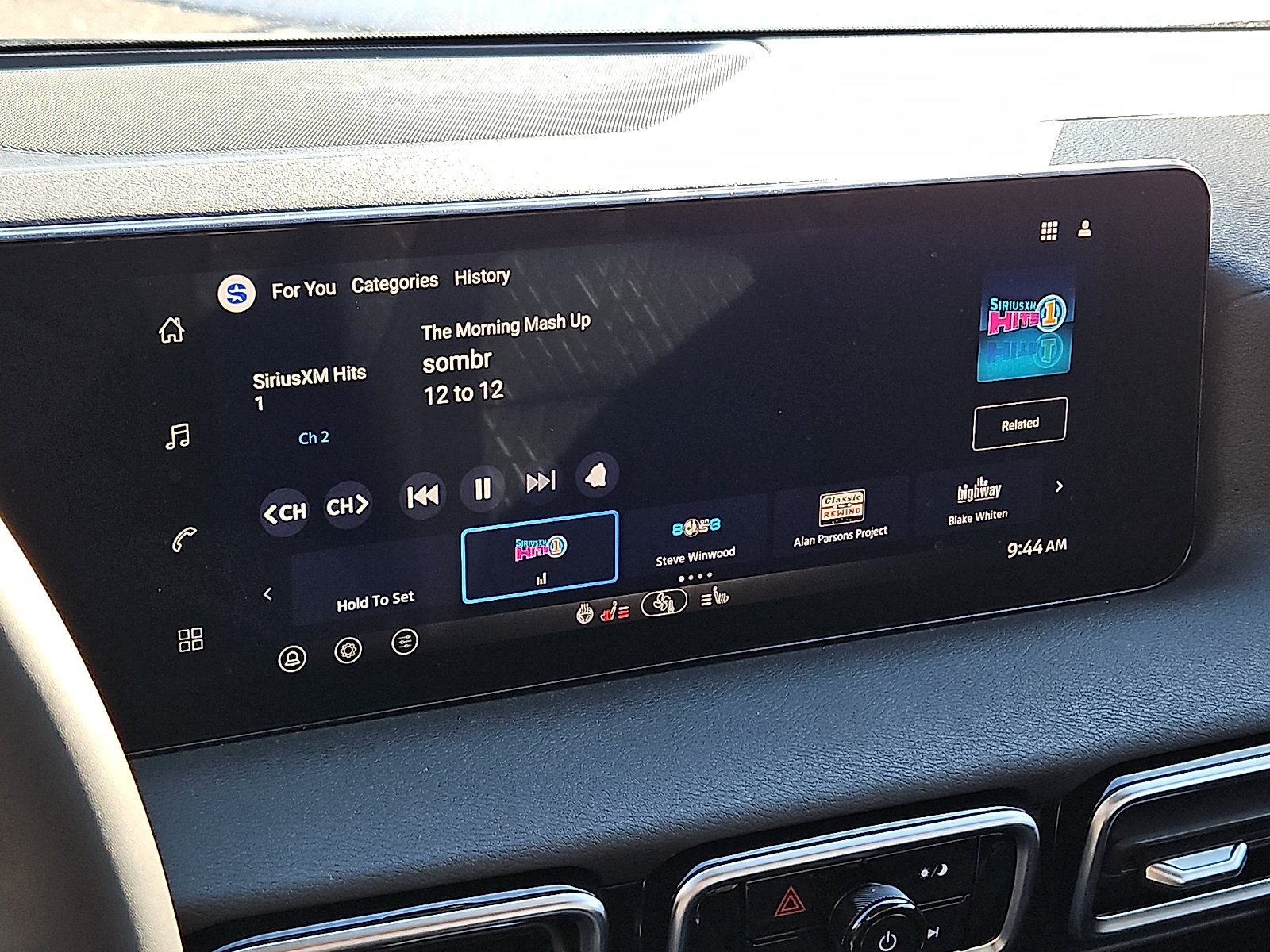 New 2026 Nissan Sentra SV w/ SV Convenience Package FWD image 15