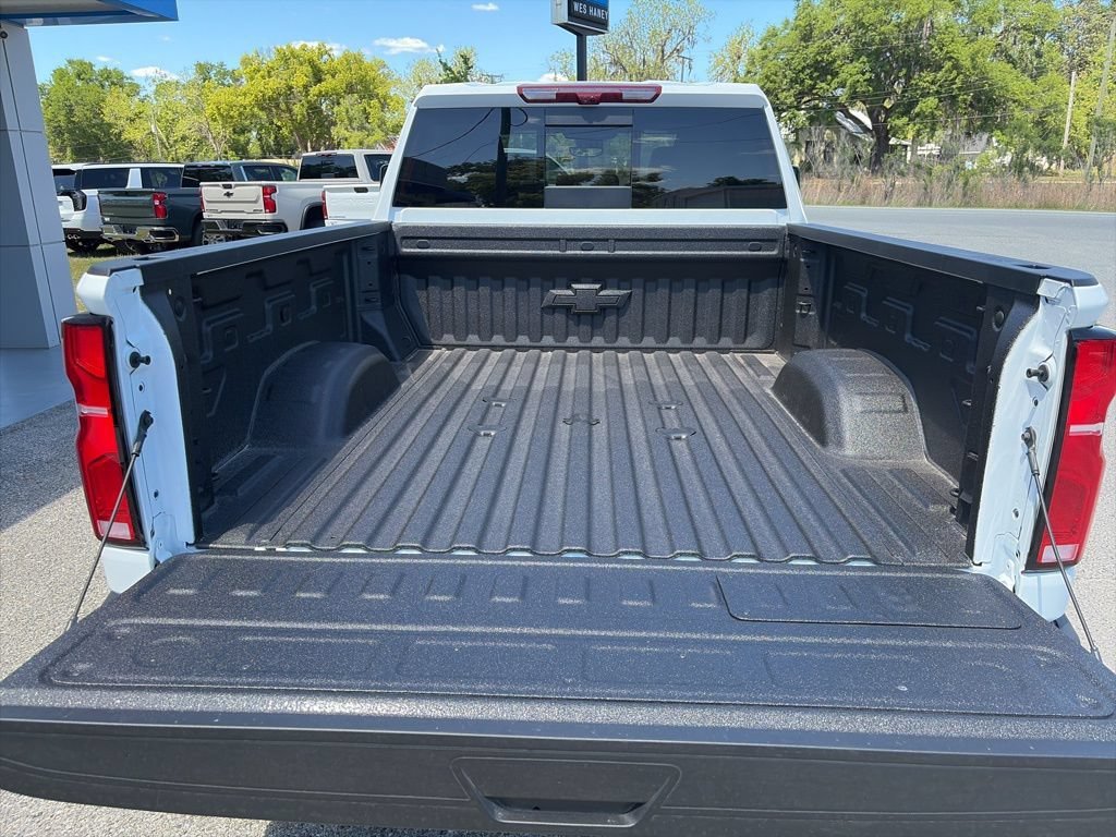 New 2026 Chevrolet Silverado 3500 High Country w/ High Country Premium Package AWD/4WD image 8