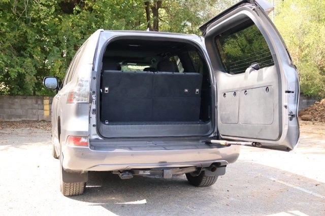 Used 2023 Lexus GX 460 Premium image 12