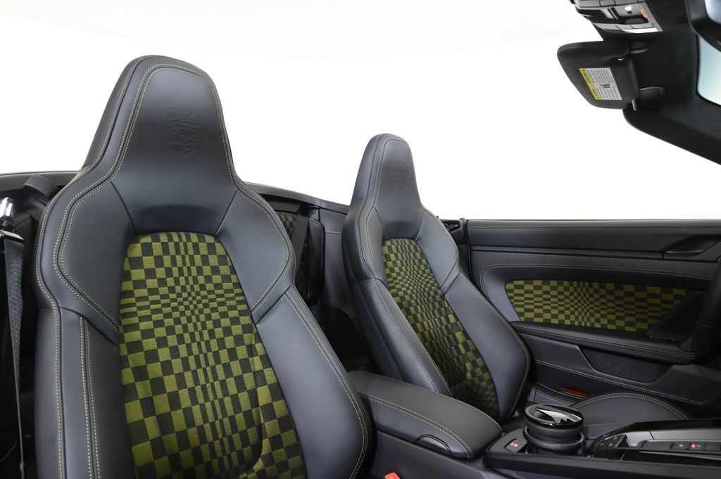 Used 2026 Porsche 911 GTS RWD image 18