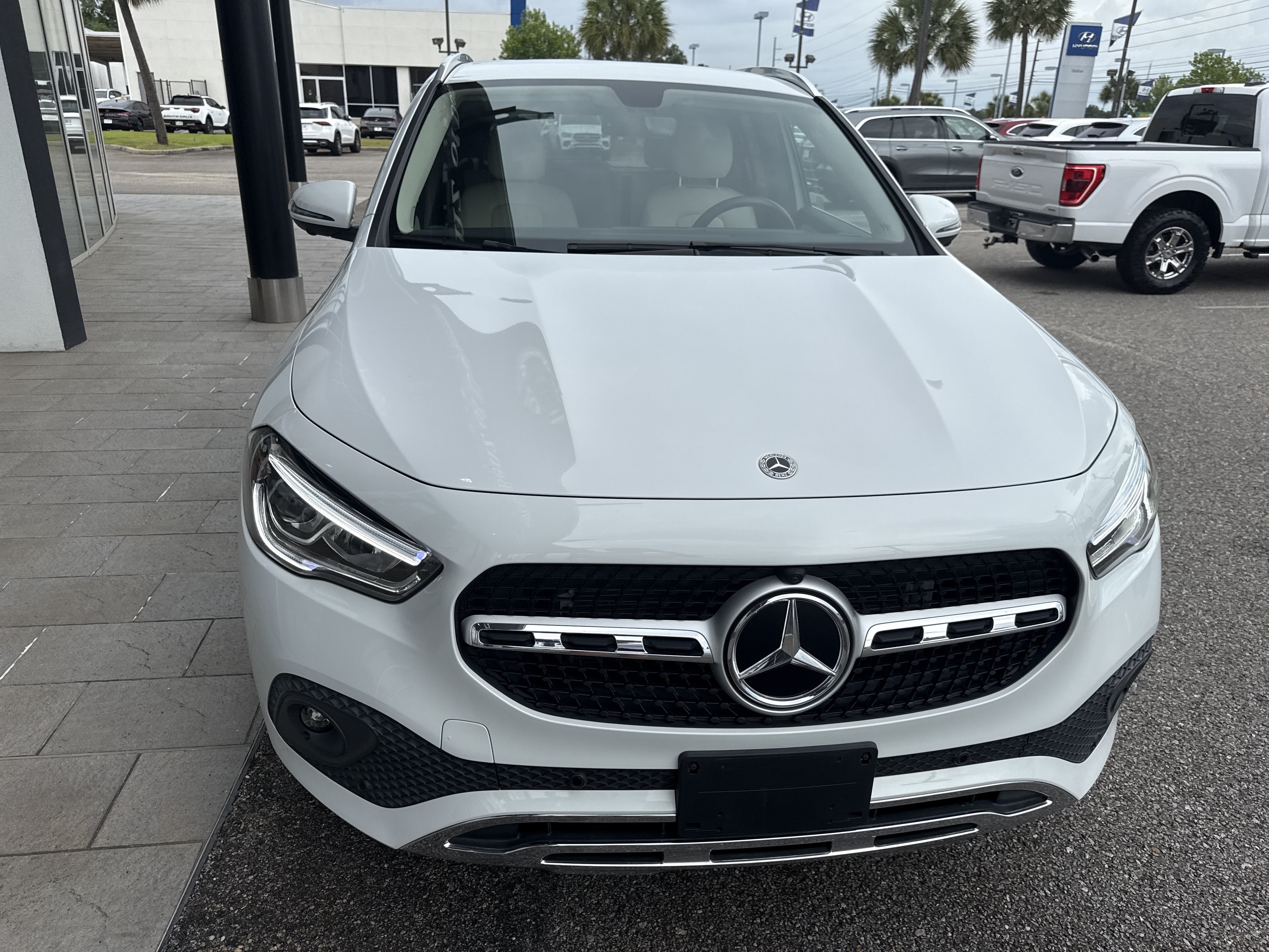 Certified 2023 Mercedes-Benz GLA 250 w/ Premium Package image 6