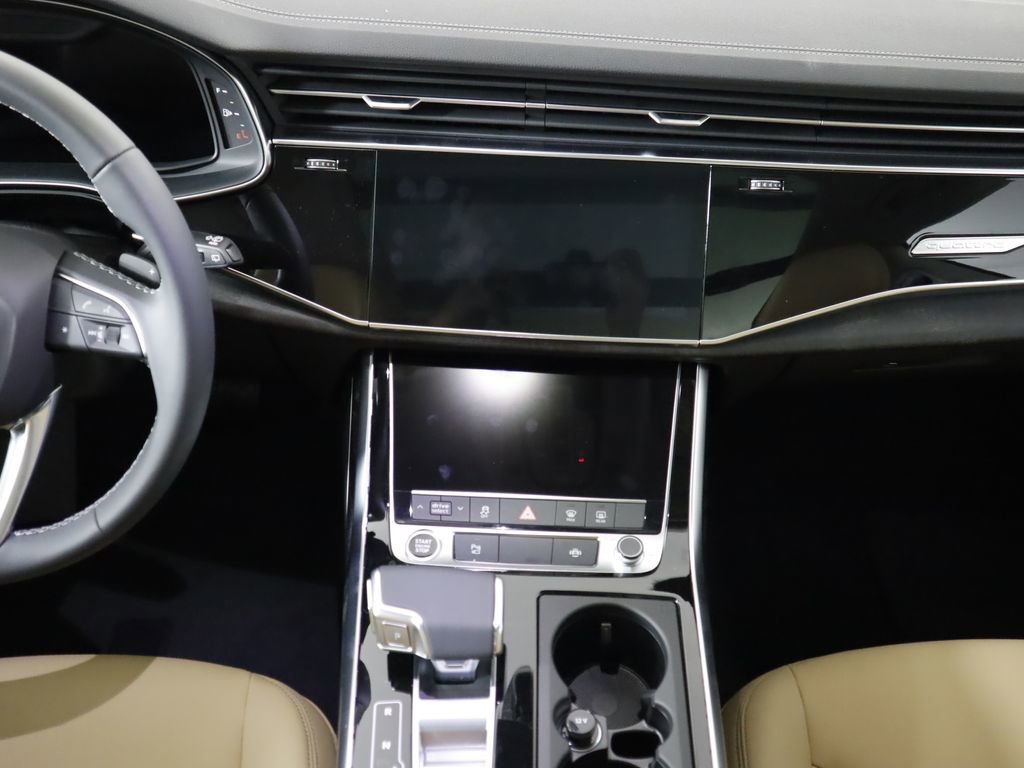Used 2025 Audi Q8 Premium w/ Black Optic Package image 15