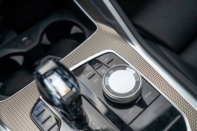 Used 2023 BMW X6 xDrive40i w/ M Sport Package image 19