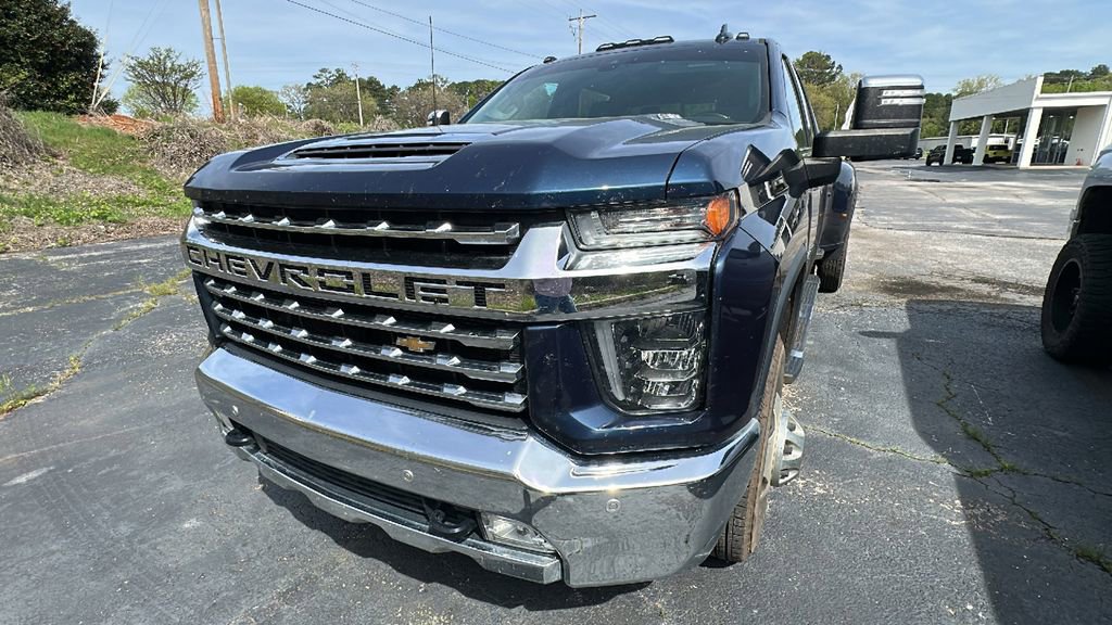 Used 2020 Chevrolet Silverado 3500 LTZ w/ LTZ Plus Package image 13