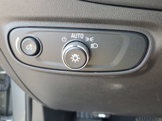 Used 2024 Chevrolet Equinox LT w/ LPO, Floor Liner Package FWD image 17