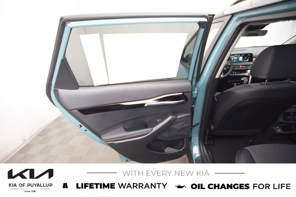 New 2026 Kia Seltos S image 11