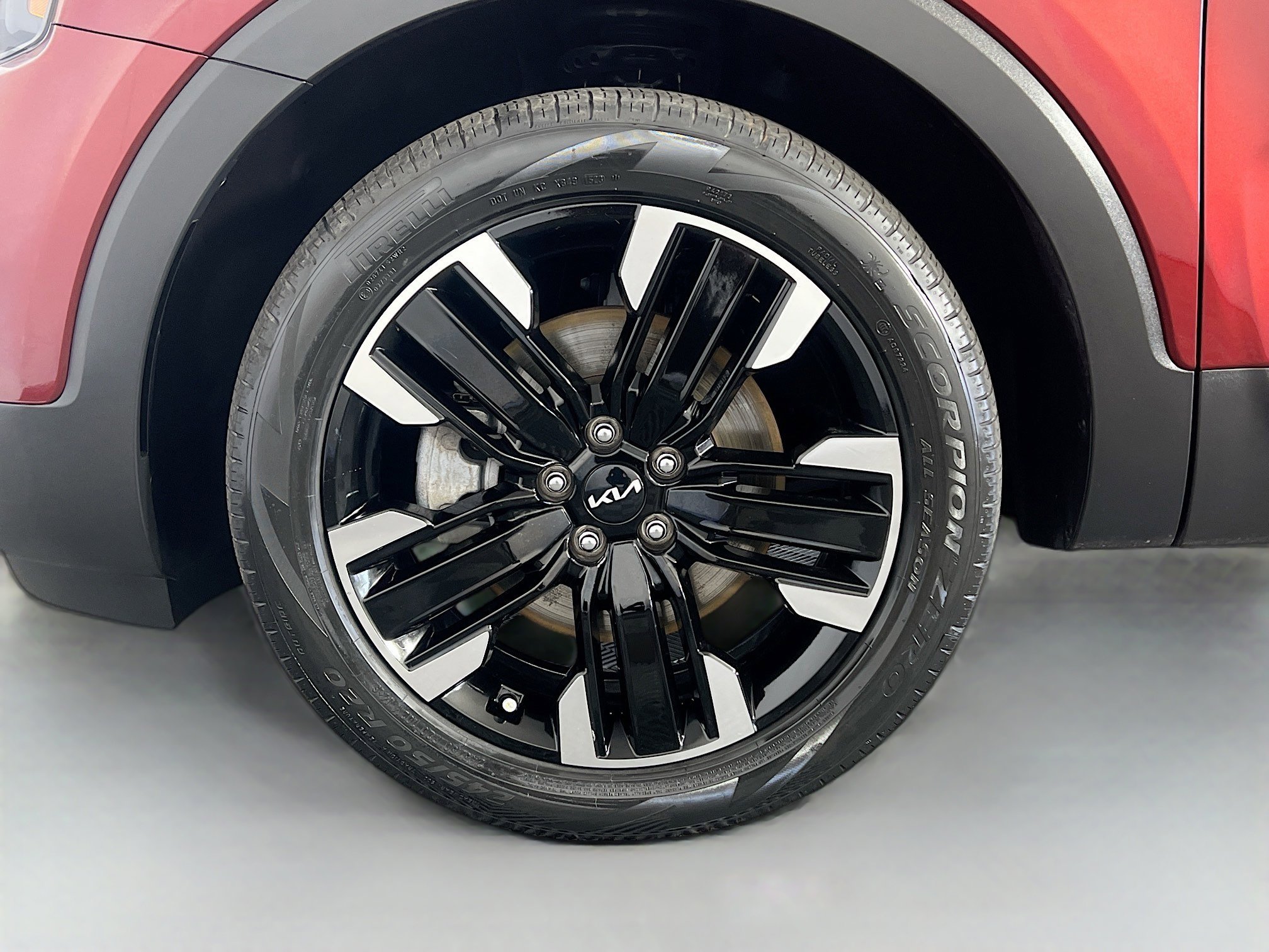 Used 2023 Kia Telluride SX image 32