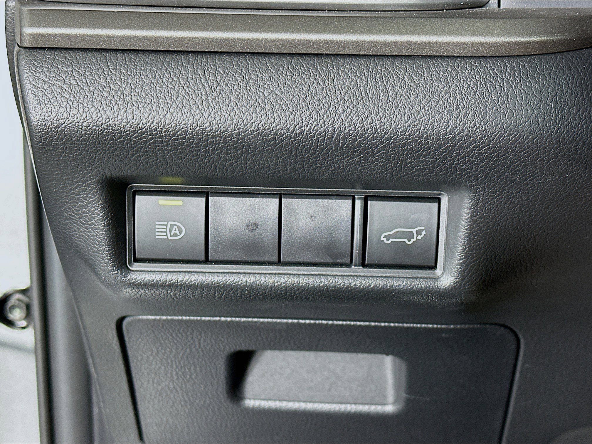 Used 2025 Toyota Grand Highlander FWD image 17