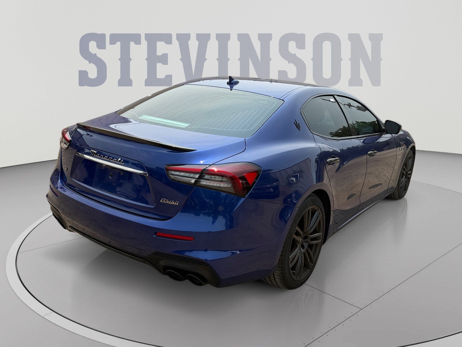 Used 2023 Maserati Ghibli Modena Q4 AWD/4WD image 5