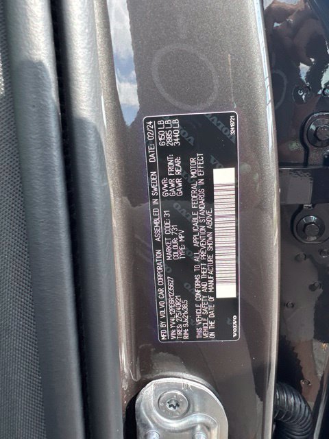 Certified 2024 Volvo XC90 B5 Plus AWD/4WD image 28