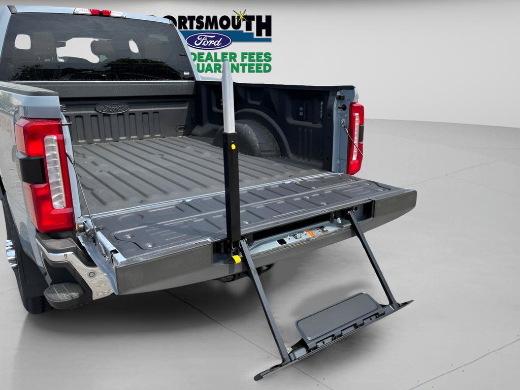 New 2026 Ford F350 Lariat w/ Snow Plow Prep Package AWD/4WD image 21