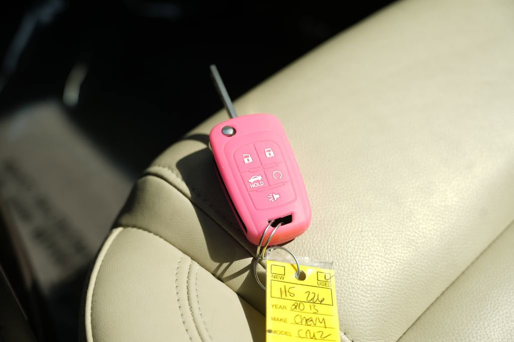 Used 2013 Chevrolet Cruze LT image 58