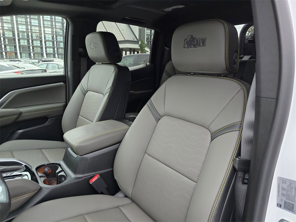 New 2026 Chevrolet Colorado ZR2 w/ ZR2 Bison Edition image 23