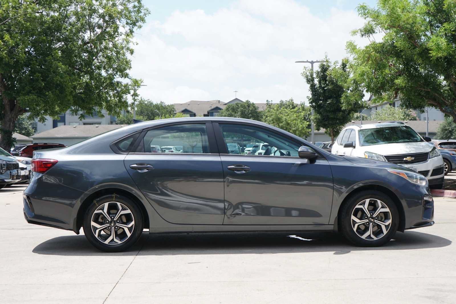 Used 2021 Kia Forte LXS FWD image 5