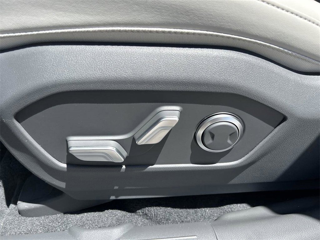 Used 2025 Hyundai Santa Fe SEL image 22