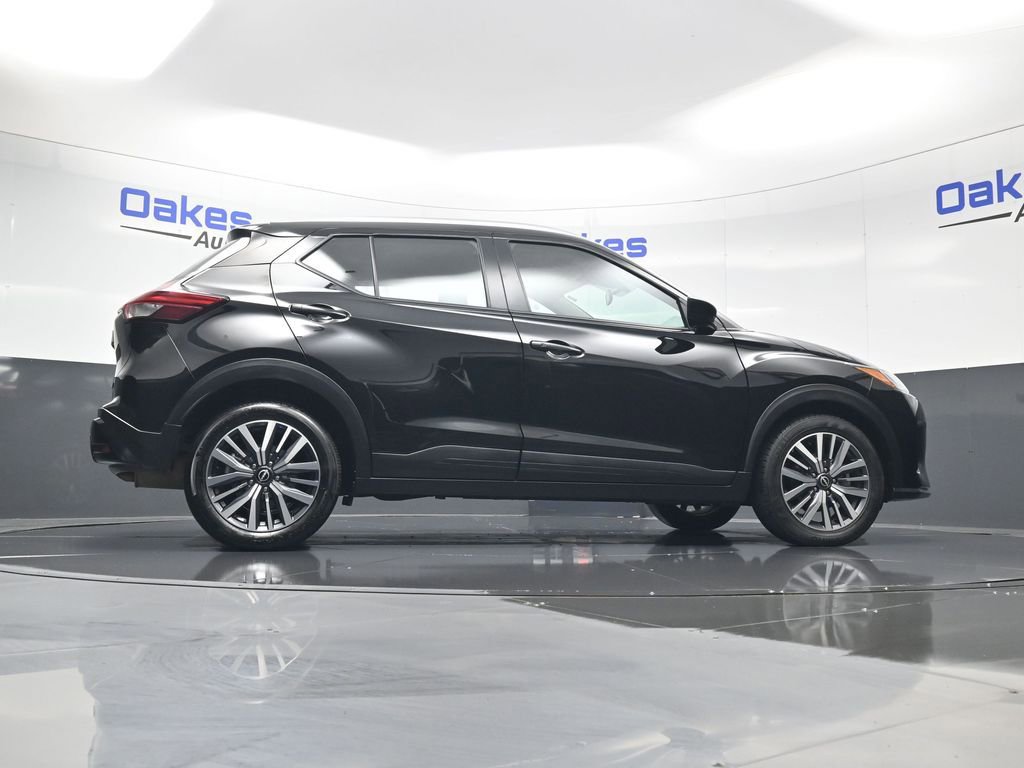 Used 2024 Nissan Kicks SV image 43