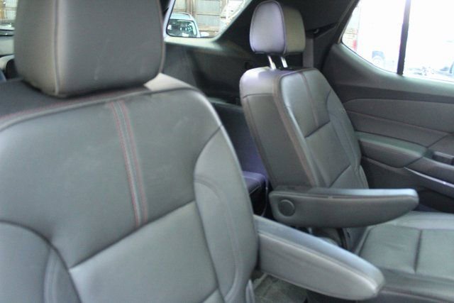Used 2023 Chevrolet Traverse RS image 15