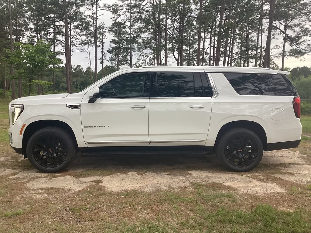 New 2026 GMC Yukon XL Denali w/ Advanced Technology Package