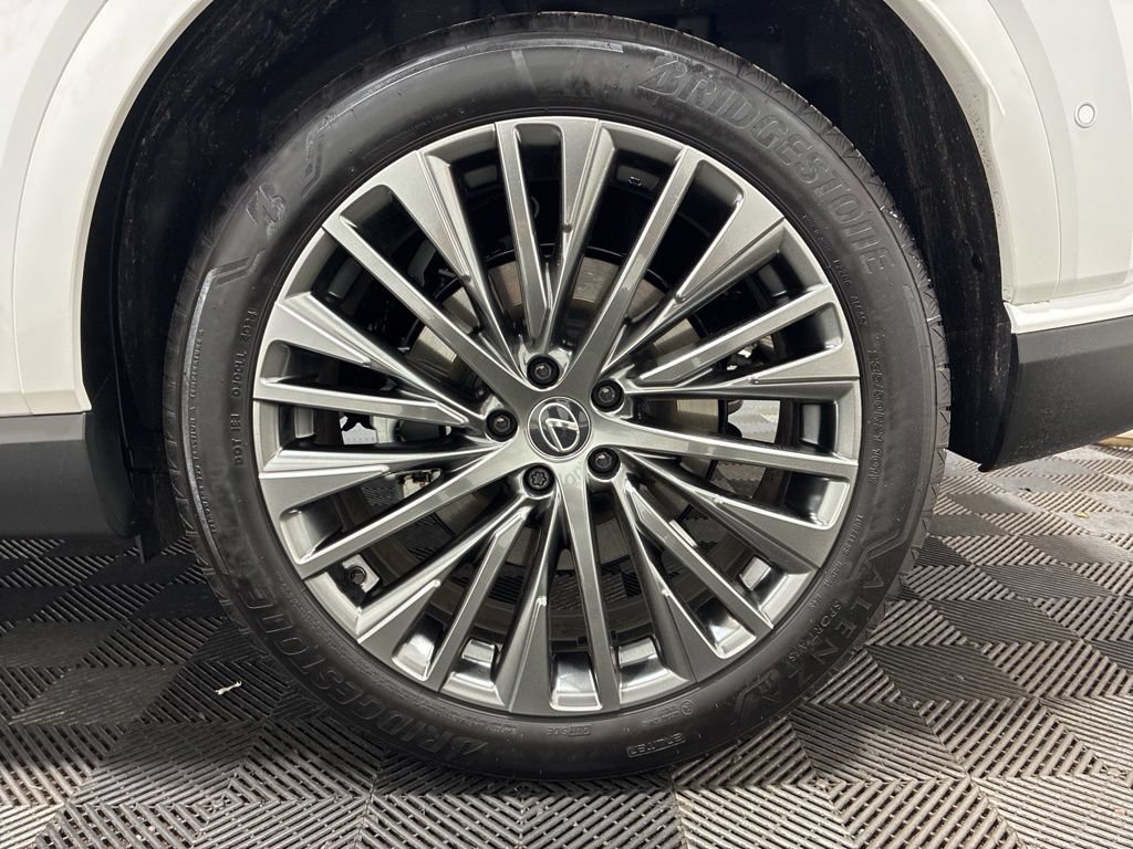 Used 2025 Lexus RX 450h AWD w/ Convenience Package image 31