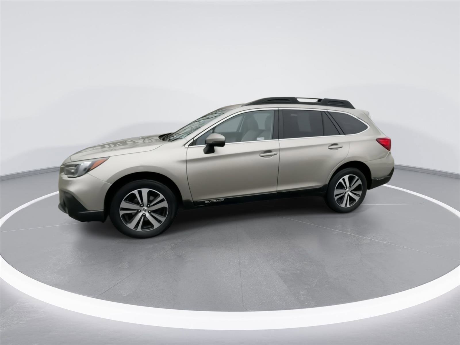 Used 2019 Subaru Outback 2.5i Limited image 5
