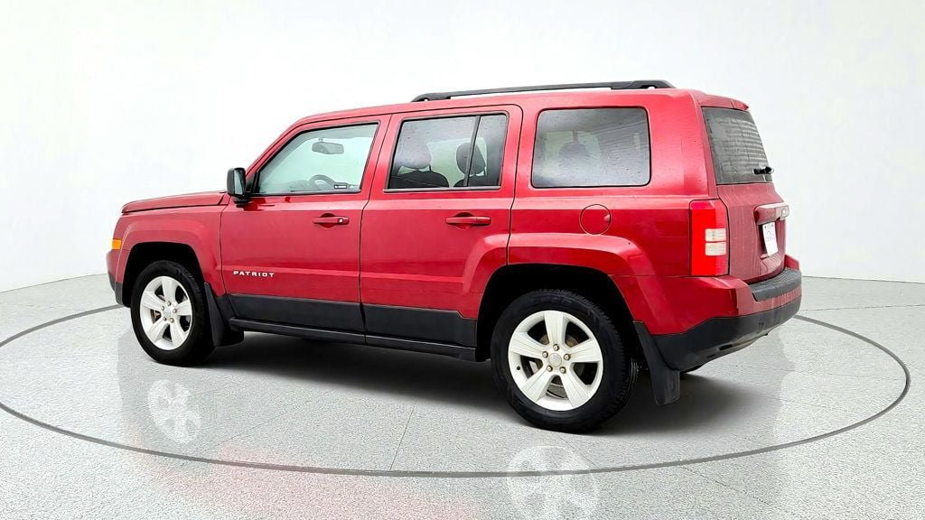 Used 2017 Jeep Patriot Latitude FWD image 7