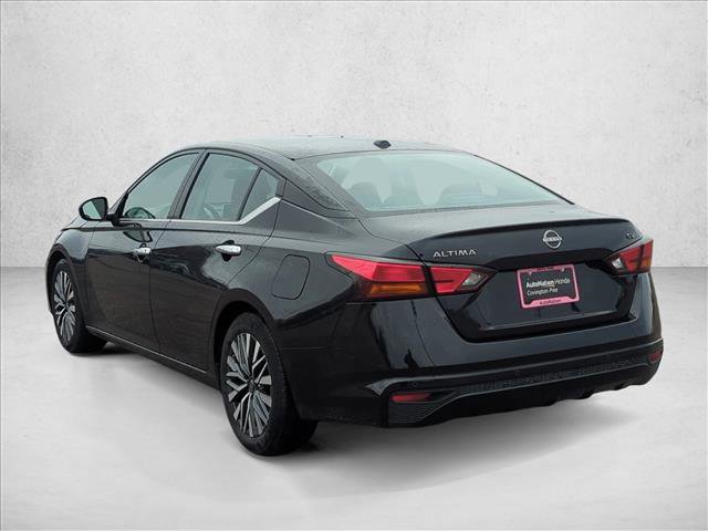Used 2024 Nissan Altima 2.5 SV image 7