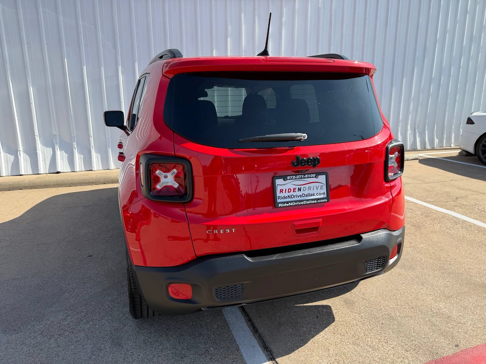 Used 2018 Jeep Renegade Altitude w/ Popular Equipment Group FWD image 5